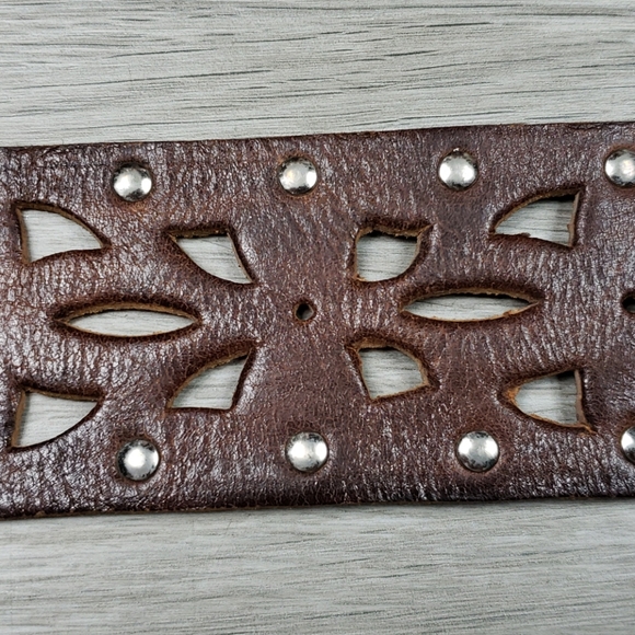 Chicos Tooled Genuine leather Belt sz Small main image 4